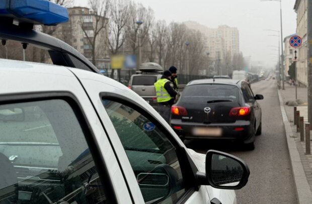 Зупинили і відразу штраф: за яку дрібницю покарають водіїв