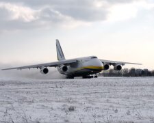 Аж дух захватывает: на АНТК "Антонов" показали как взлетает самый большой в мире транспортный самолет АН-124