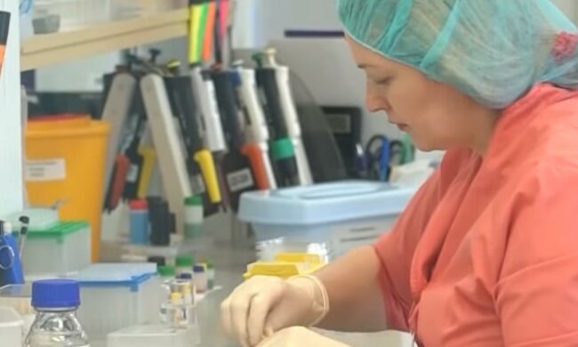 В Минздраве рассказали о неготовности некоторых областей к ослаблению карантина. Фото: скрин youtube