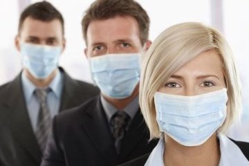 Защитные маски. Фото: скриншот Пикабу.