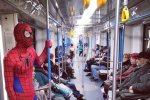 Человек-паук поселился в метро