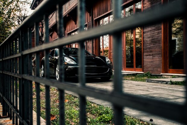 Кожен дев'ятий новий автомобіль в Україні має потужність понад 400 к.с.