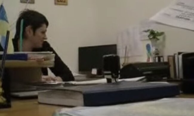 Нотариус. Фото: Youtube