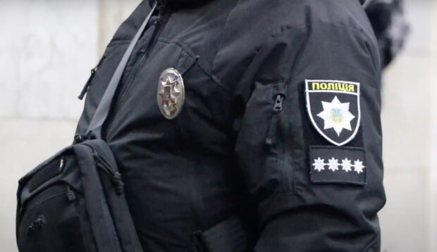 Объявлен план-перехват: в Харькове напали на автомобиль и украли деньги