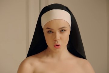 Алина Гроcу. Фото: скриншот Youtube