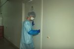 Масок и лекарств больше нет: украинцы в панике опустошают аптеки, что происходит