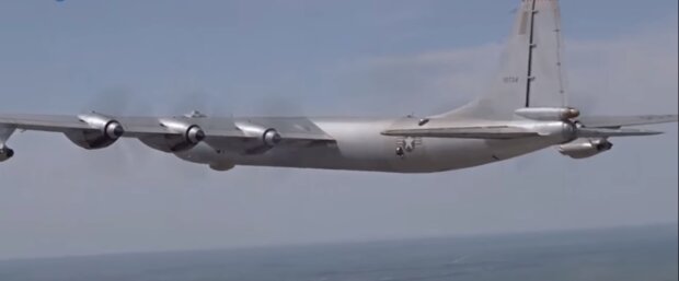 Бомбардировщик B-52. Фото:Youtube