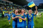 дівоча збірна України футбол перемога пенальті стадіон радість