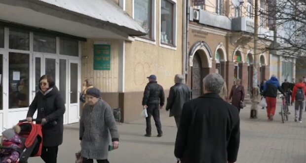 Украинцам повысят пенсионный возраст и необходимый стаж. Фото: youtube