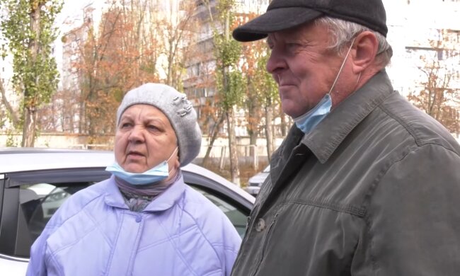Пенсионеры. Фото: скриншот YouTube-видео