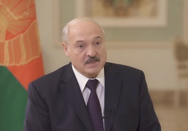 Лукашенко продолжает делиться теориями о коронавирусе. Фото: скрин youtube