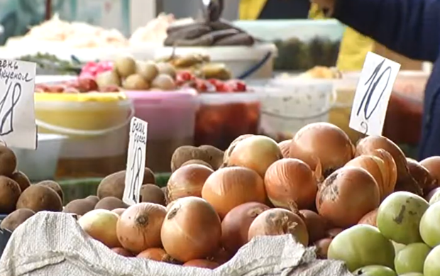 В Україні зазначається чергове зростання цін на продукти. Фото: YouTube