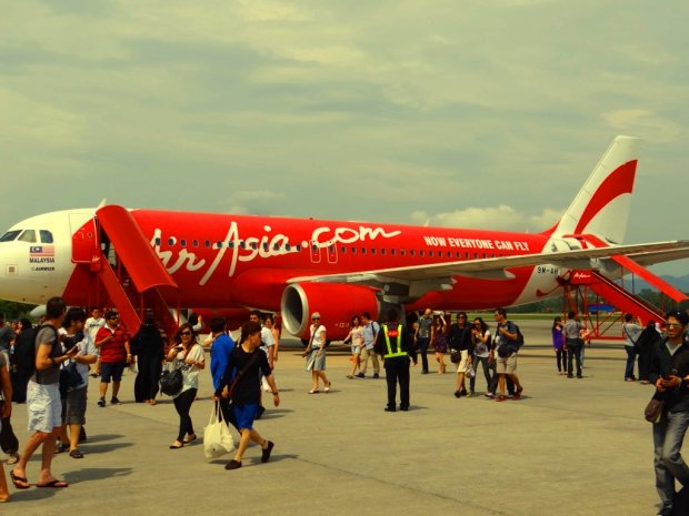 Самолет авиакомпании Air Asia, фото: life-travels.ru