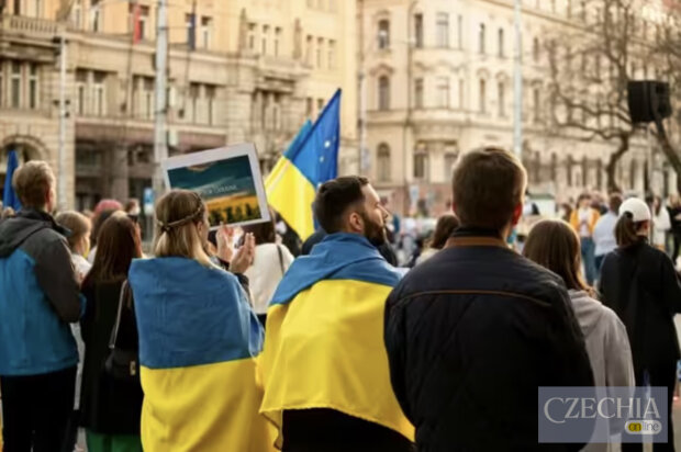 Міграційний контроль у Європі: перевірка документів українських біженців