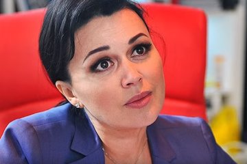 Анастасии Заворотнюк осталось недолго, фото: скриншот с YouTube