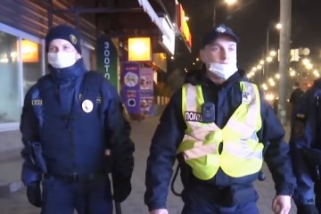 Коронавирусом заразилось несколько полицейских. Фото: скрин youtube
