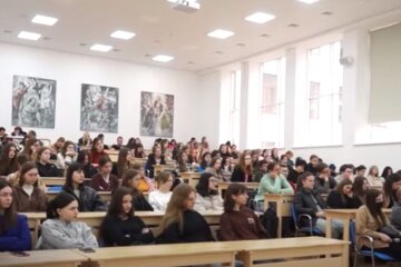 Студенти. Фото: скріншот YouTube-відео