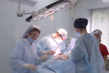 Медики останутся без зарплат, фото: скриншот с youtube