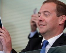 Украина отреагировала на приезд Медведева в Крым