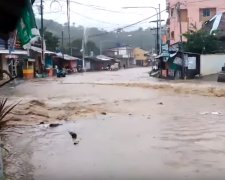 Филлипины страдают от последствий стихии, фото: скриншот с YouTube