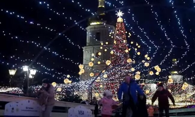 Новогодняя елка в Киеве. Фото: скриншот YouTube-видео