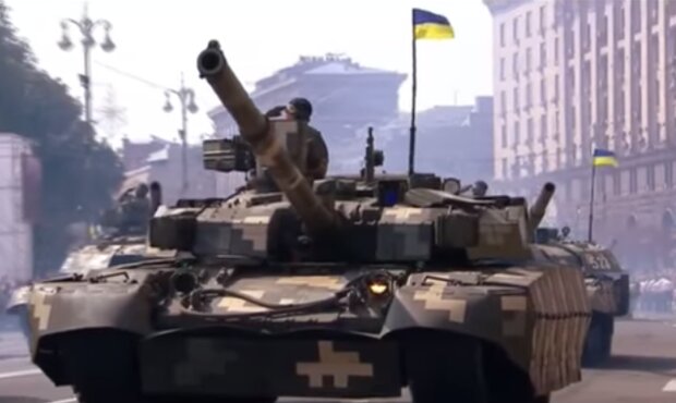 Військова техніка України. Фото: скріншот YouTube-відео