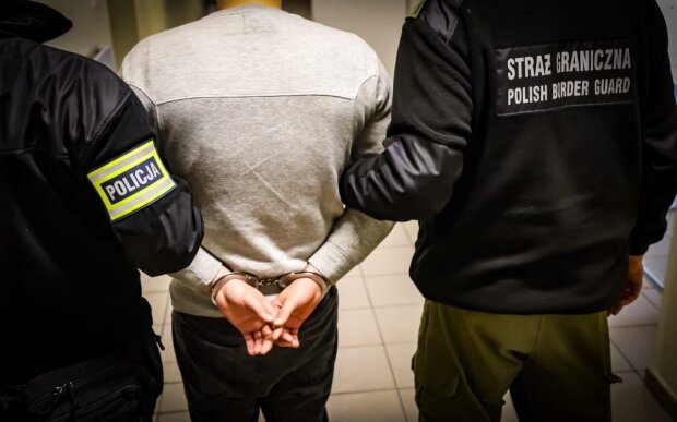 В Польщі масово затримують мігрантів з України. Фото: Поліція Польщі