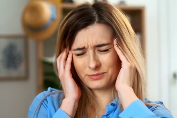 Головная боль. Фото: YouTube