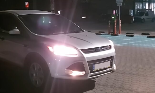 Вліплять штраф 510 грн через фари: всіх водіїв попередили