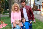 Галкин показал видео, где дочка отчитывает его за неправильные слова