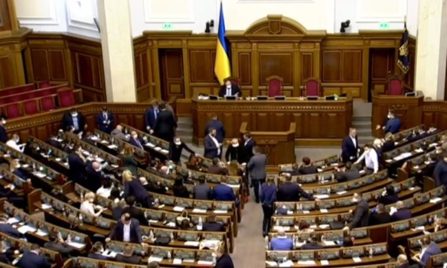 Депутаты блокируют подписание закона о рынке земли. Фото: сркин youtube