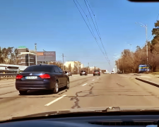 В Украине меняют правила техосмотра автомобилей. Фото: YouTube