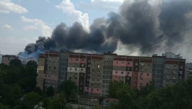 Взрыв на складе боеприпасов оккупантов. Фото: скриншот Telegram-видео