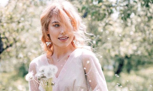 Даша Квиткова, победившая в "Холостяке", показала подарок от Добрынина и запищала. Фото