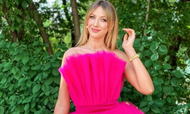 Леся Никитюк шокировала украинцев своим появлением на красной дорожке: синяя вышла (фото)