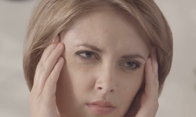 Головная боль. Фото: скриншот youtube