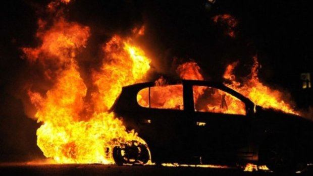 Владелица "евробляхи" сожгла свое авто.Фото из открытых источников