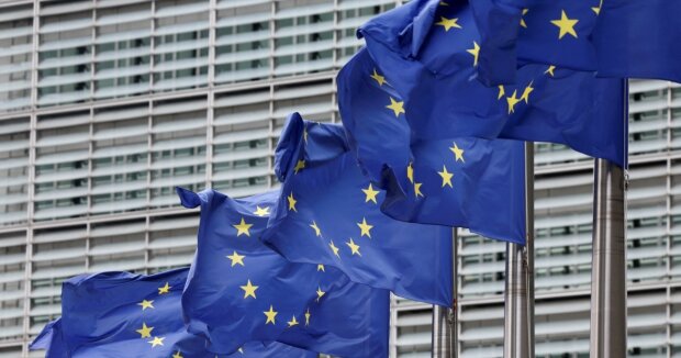 Будівля Європейської комісії в Брюсселі, ЄС викликав повіреного рф
