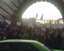 Протесты в Иране, фото: скрин с видео