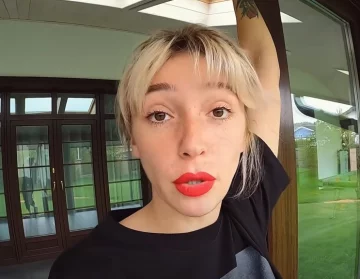 Настя Ивлеева. Фото: скирншот Youtube