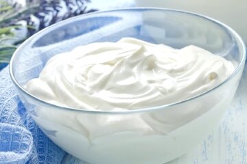 Сметана. Фото: YouTube