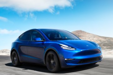 Новый кроссовер от Tesla: что известно о чудо-машине