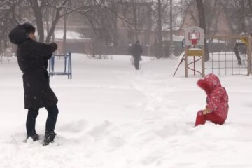 Снег. Фото: скриншот YouTube-видео