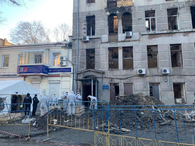 Спасатели обнаружили тела еще двух погибших, фото: Думская — новости Одессы