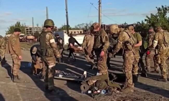 Пленные бойцы ВСУ. Фото: скриншот YouTube-видео