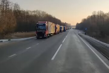 Грузовики. Фото: скриншот YouTube-видео