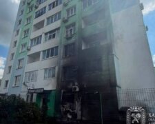 Наслідки влучання дрона у багатоповерхівку в Харкові