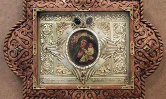 Сегодня верующие УПЦ отмечают память Зверинецкой иконы Богородицы