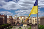 Хто із українців отримає виплати до Дня незалежності. Фото: YouTube