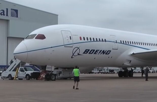 Dreamliner. Фото: скриншот Youtube-видео